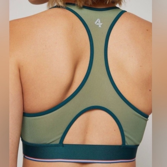 NWT Four Laps sports bra! Adorable teal color! Size small - Picture 7 of 7